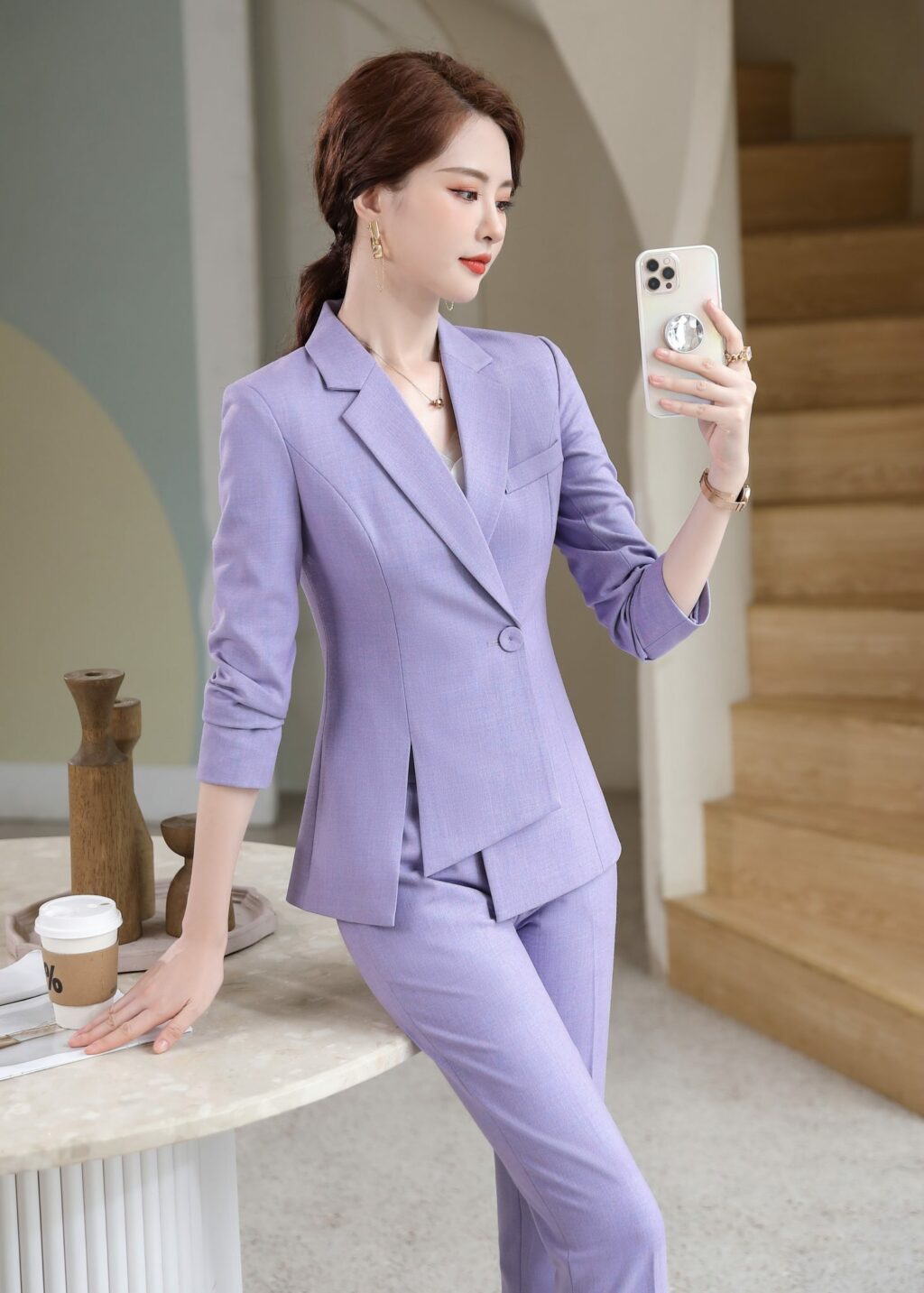 PN2649-08 ชุดสูททำงานผู้หญิงสีม่วงปกป้านแต่งกระดุมแขนยาวพร้อมกางเกง
