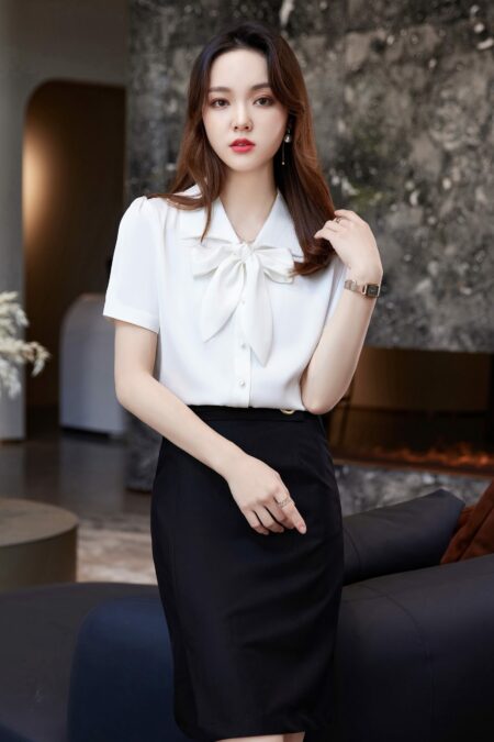 เสื้อเชิ้ตทำงานผู้หญิงสีขาวคอปกแต่งผูกโบว์แขนสั้น