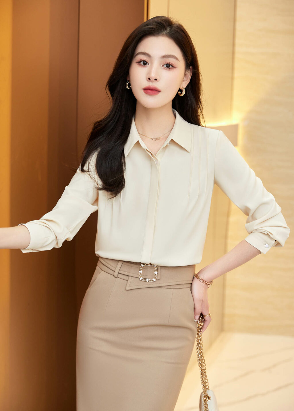 PN3219-8 กระโปรงทำงานผู้หญิงทรงยาวสีเบจแต่งเข็ดขัด