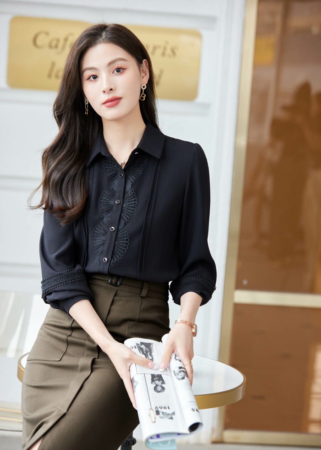 PN3232-12 เสื้อเชิ้ตทำงานผู้หญิงสีดำคอปกแต่งลายกระดุมแขนยาว