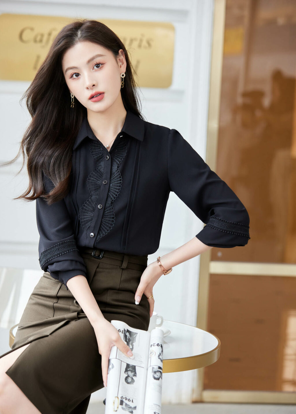 PN3232-13 เสื้อเชิ้ตทำงานผู้หญิงสีดำคอปกแต่งลายกระดุมแขนยาว