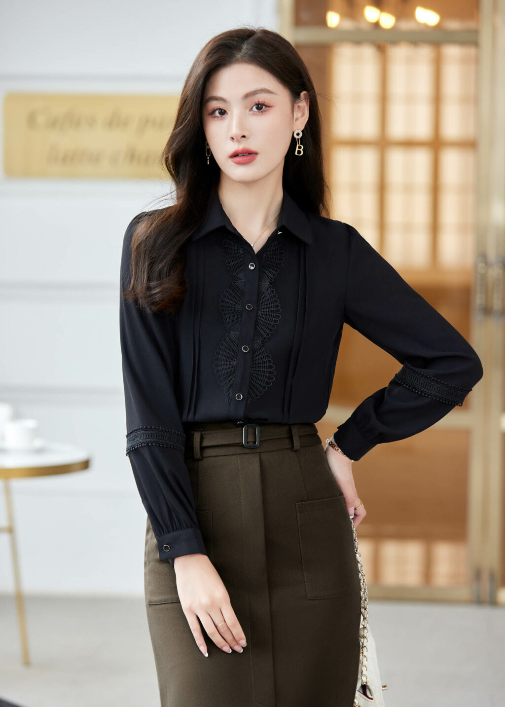 PN3232-4 เสื้อเชิ้ตทำงานผู้หญิงสีดำคอปกแต่งลายกระดุมแขนยาว