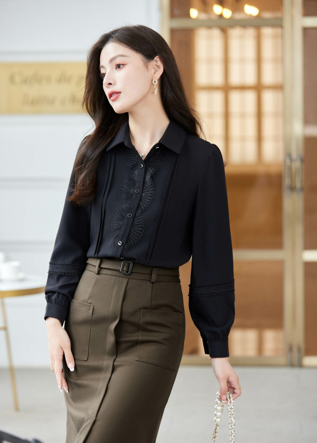 PN3232-5 เสื้อเชิ้ตทำงานผู้หญิงสีดำคอปกแต่งลายกระดุมแขนยาว