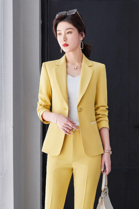 ชุดสูททำงานผู้หญิงสีเหลืองปกป้านแต่งขอบขาวพร้อมกางเกง