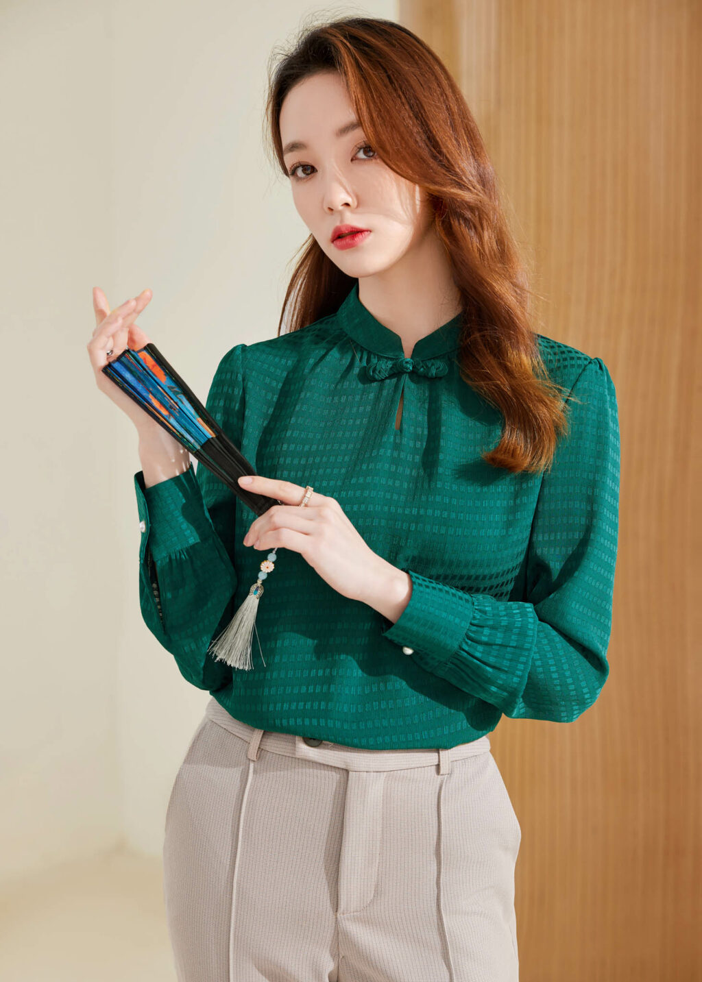 PN3368-7 เสื้อเชิ้ตทำงานผู้หญิงสีเขียวคอจีนแขนยาว