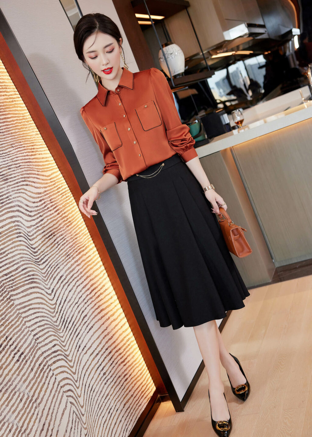 PN3377-3 เสื้อทำงานผู้หญิงสีส้มคอปกแต่งกระดุมแต่งกระเป๋าแขนยาว