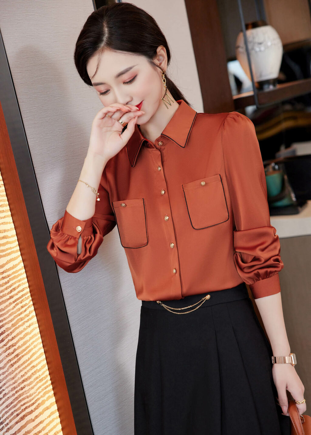 PN3377-8 เสื้อทำงานผู้หญิงสีส้มคอปกแต่งกระดุมแต่งกระเป๋าแขนยาว
