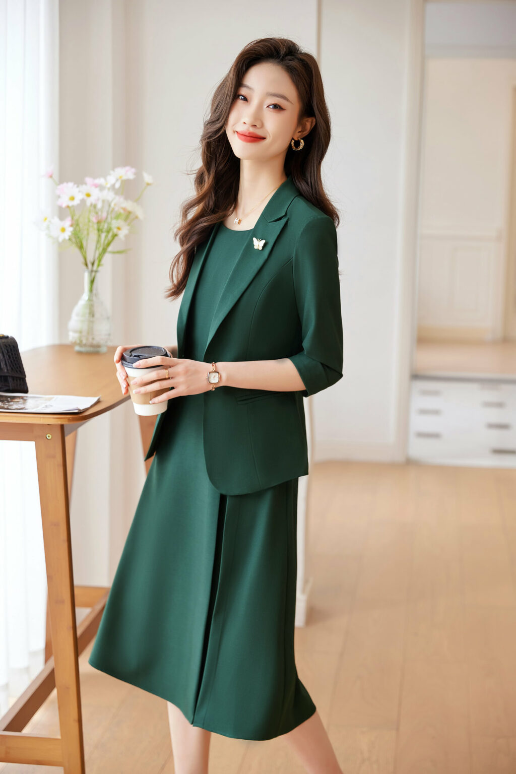 PN3555-6 ชุดสูททำงานผู้หญิงสีเขียวมาพร้อมเดรสยาวแขนห้าส่วน