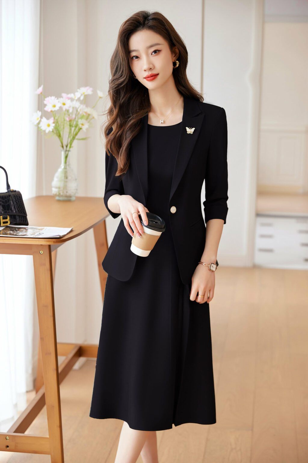 PN3557-3 ชุดสูททำงานผู้หญิงสีดำมาพร้อมเดรสยาวแขนห้าส่วน