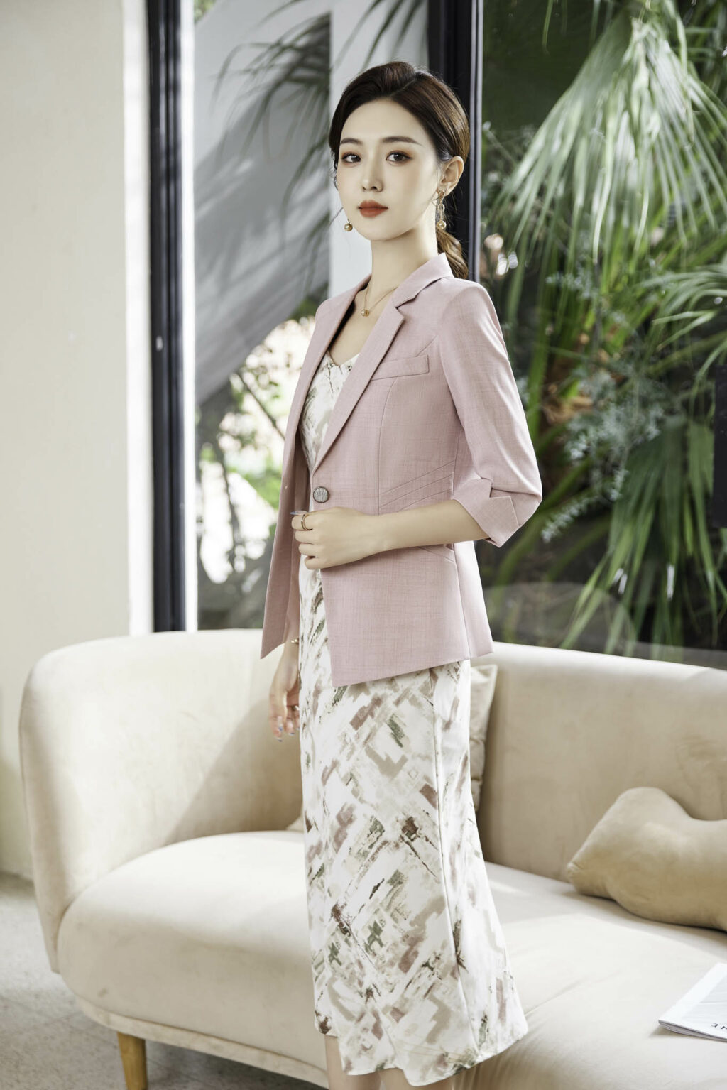 PN3638-7 เสื้อสูทเบลเซอร์ทำงานผู้หญิงสีชมพูปกป้านแขนสามส่วน