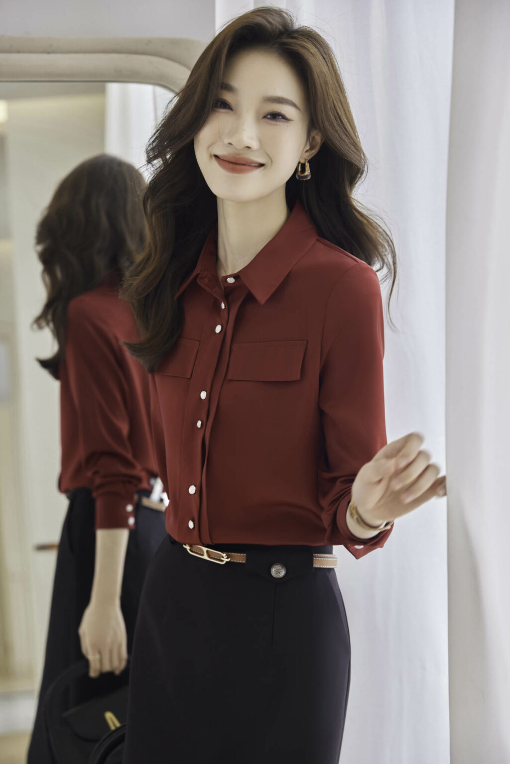 PN3646-10 เสื้อเชิ้ตทำงานผู้หญิงสีแดงคอปกแต่งกระดุมแต่งแขนยาว