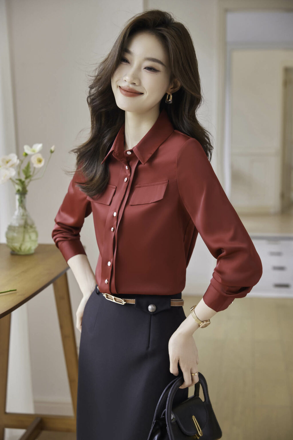 PN3646-8 เสื้อเชิ้ตทำงานผู้หญิงสีแดงคอปกแต่งกระดุมแต่งแขนยาว