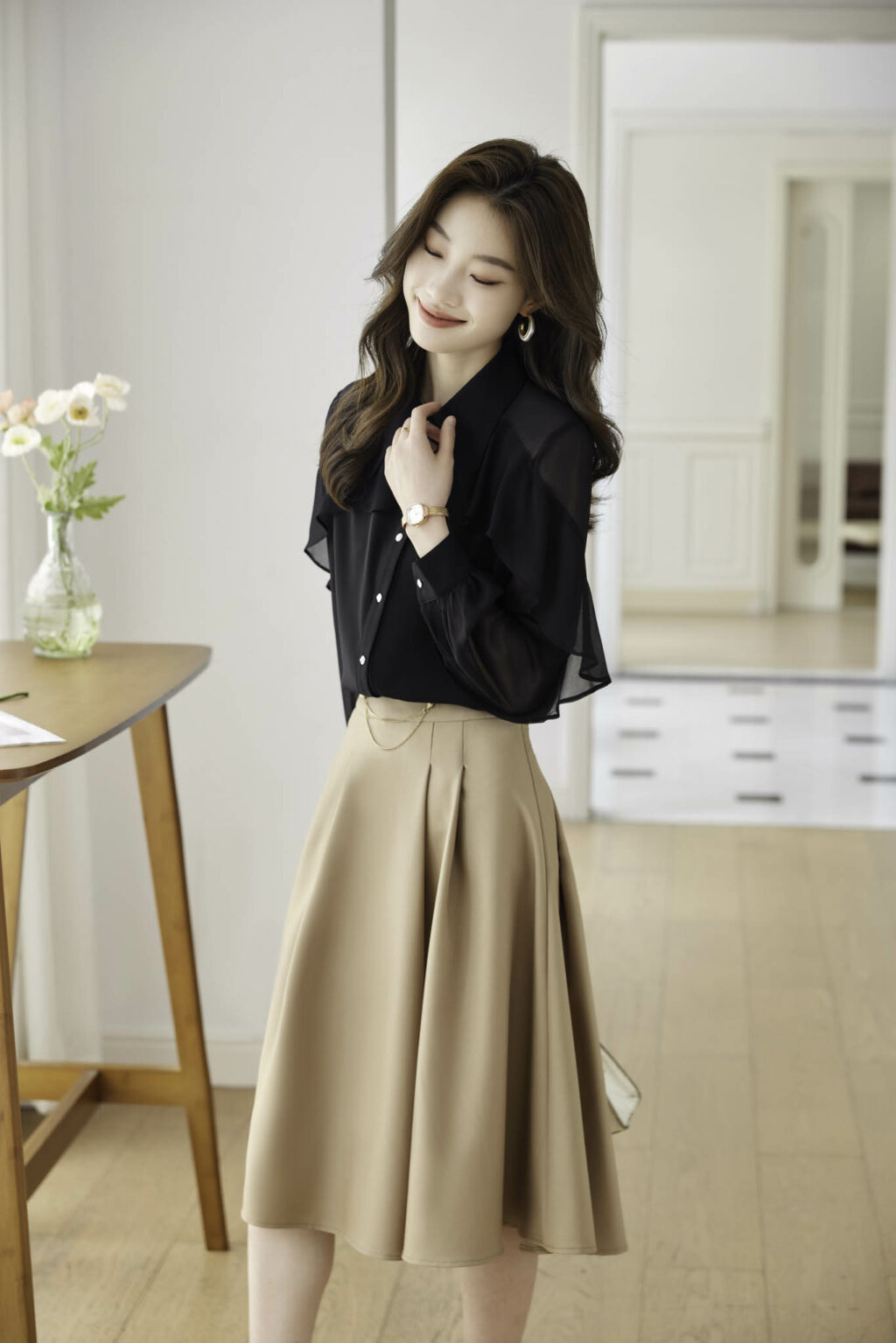 PN3648-4 เสื้อเชิ้ตทำงานผู้หญิงสีดำคอปกแต่งกระดุมแต่งแขนยาวซีทรู