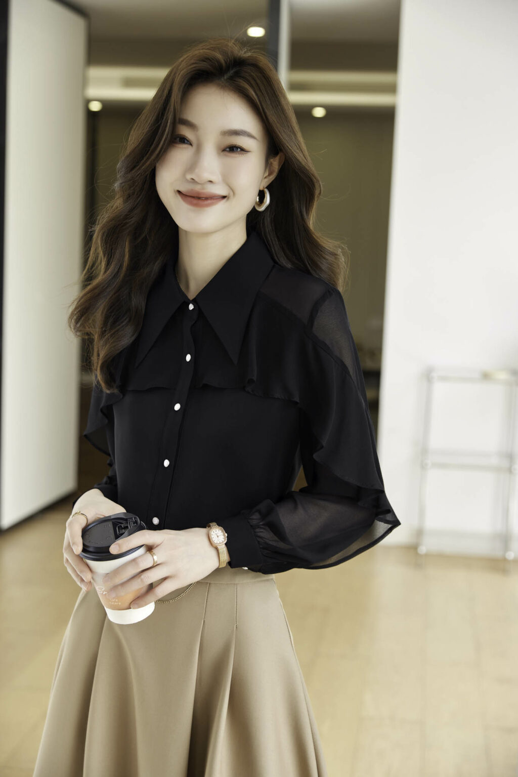 PN3648-9 เสื้อเชิ้ตทำงานผู้หญิงสีดำคอปกแต่งกระดุมแต่งแขนยาวซีทรู