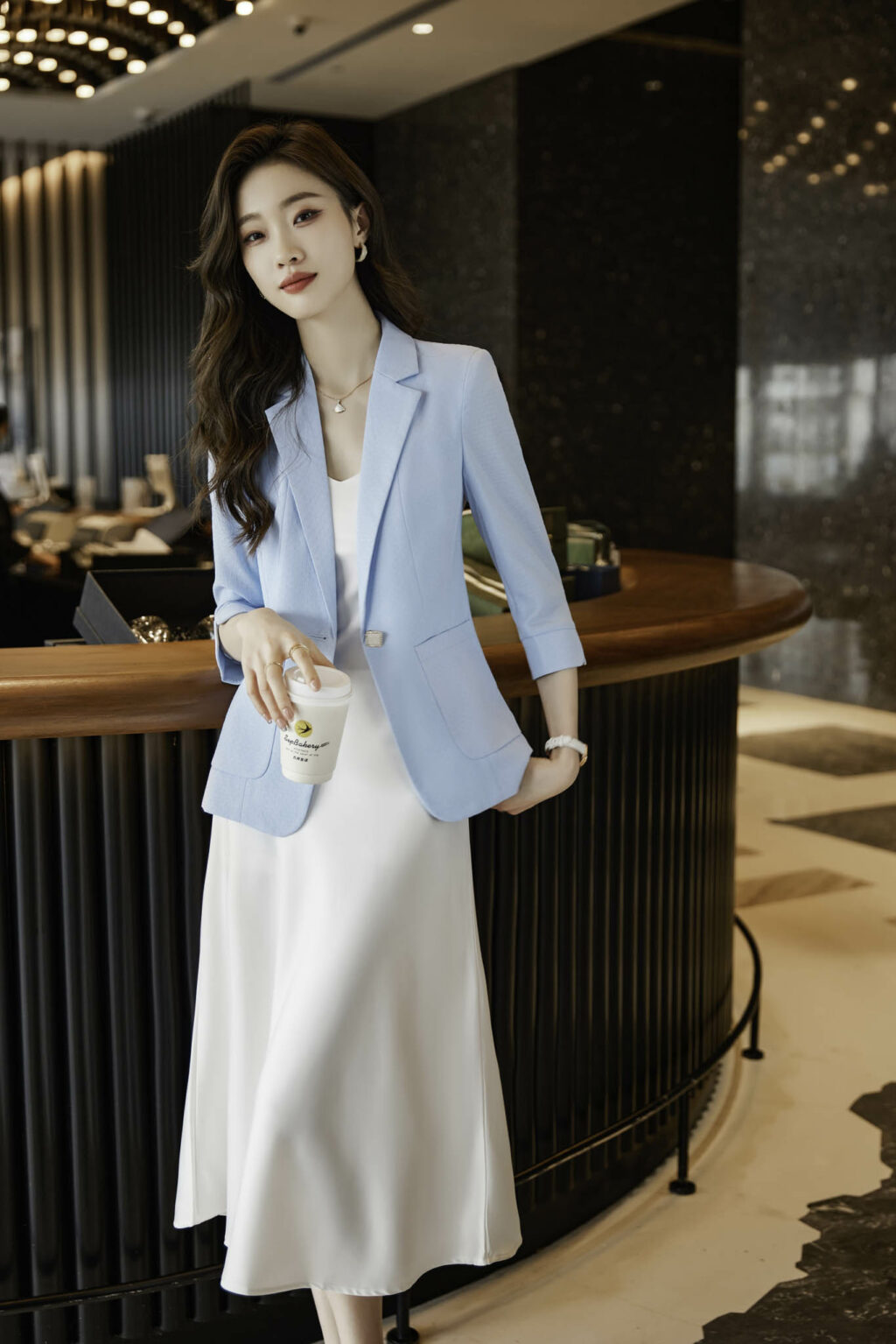 PN3669-10 เสื้อสูทเบลเซอร์ทำงานผู้หญิงสีฟ้าปกป้านแขนสามส่วน
