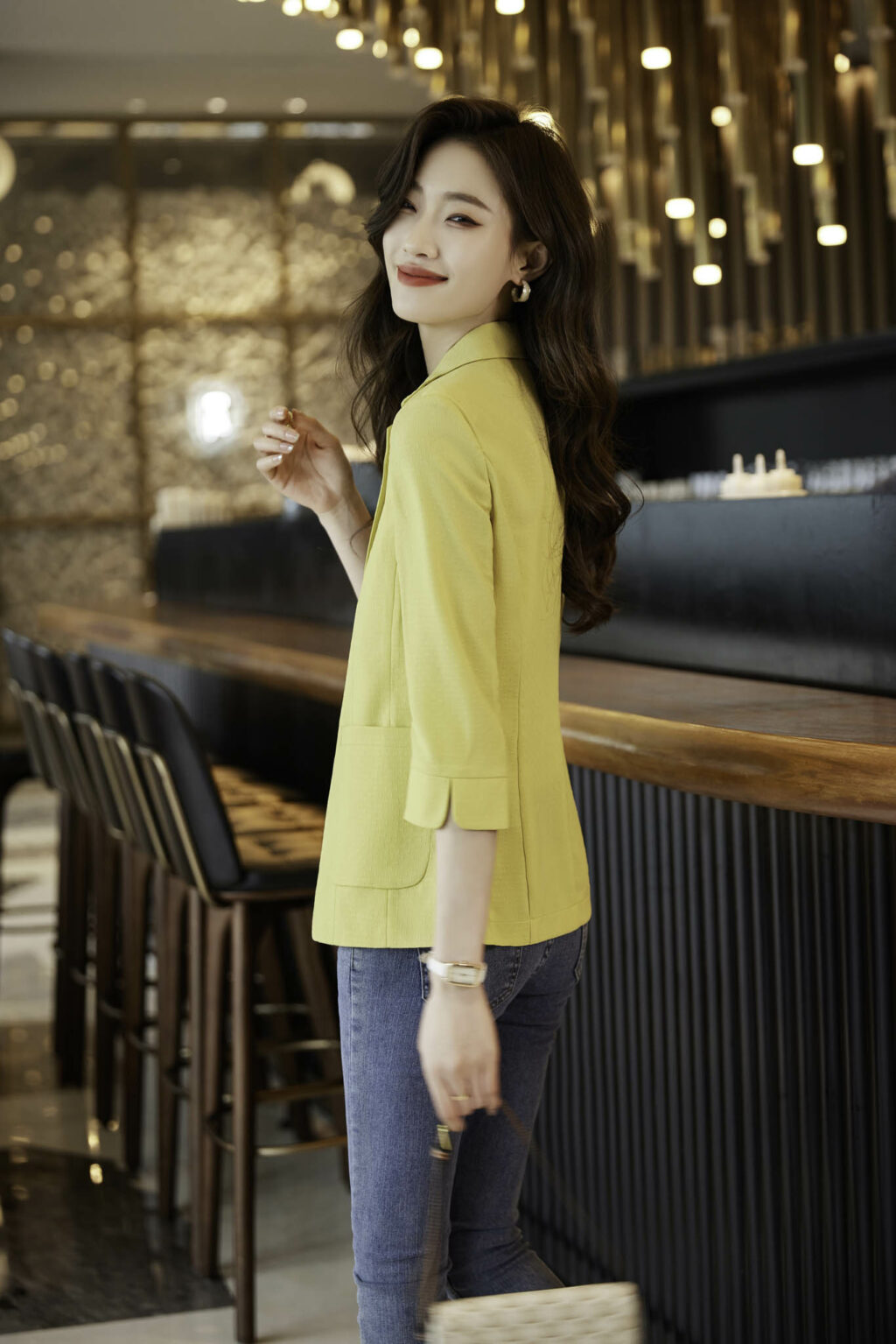 PN3670-15 เสื้อสูทเบลเซอร์ทำงานผู้หญิงสีเหลืองปกป้านแขนสามส่วน
