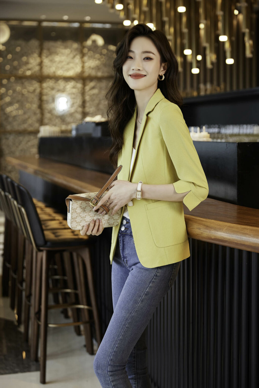 PN3670-4 เสื้อสูทเบลเซอร์ทำงานผู้หญิงสีเหลืองปกป้านแขนสามส่วน