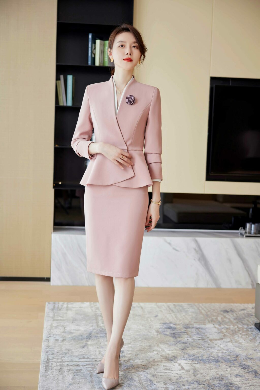 PN3712-12 ชุดสูททำงานผู้หญิงสีชมพูไม่แต่งปกแขนยาวมาพร้อมกระโปรง