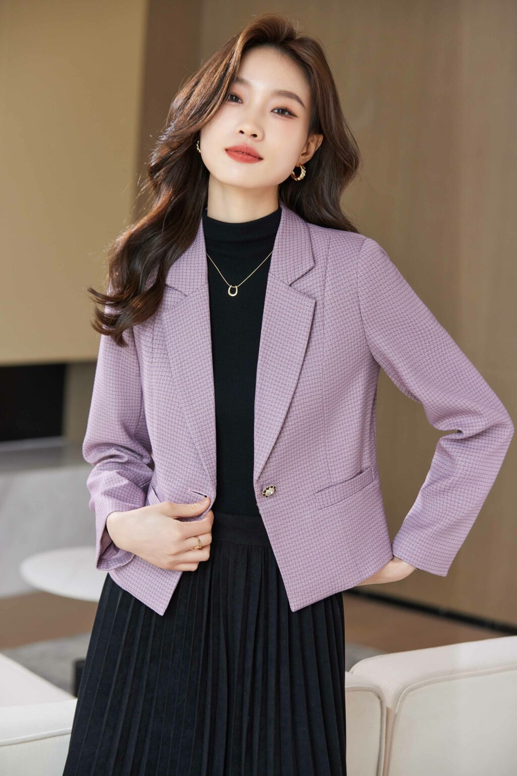 PN3752-3 เสื้อเบลเซอร์ผู้หญิงสีม่วงปกป้านแต่งกระดุมแขนยาว ผ้าทอ