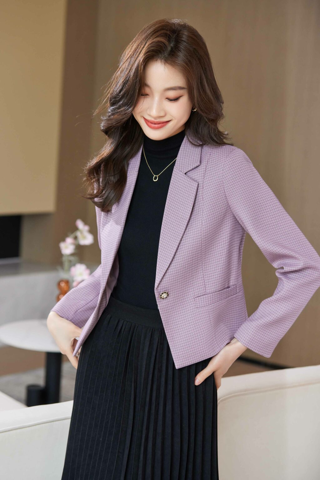 PN3752-4 เสื้อเบลเซอร์ผู้หญิงสีม่วงปกป้านแต่งกระดุมแขนยาว ผ้าทอ