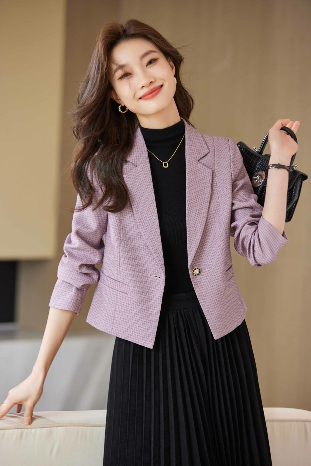 PN3752-6 เสื้อเบลเซอร์ผู้หญิงสีม่วงปกป้านแต่งกระดุมแขนยาว ผ้าทอ