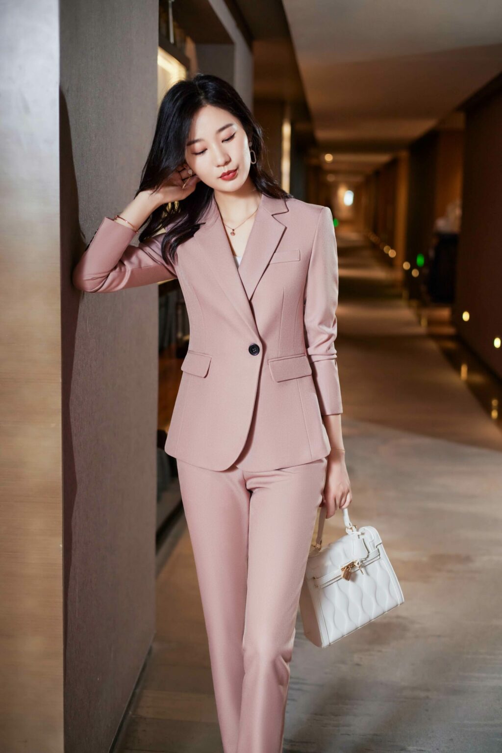 PN3755-7 ชุดสูททำงานผู้หญิงสีชมพูปกป้านแขนยาวมาพร้อมกางเกง