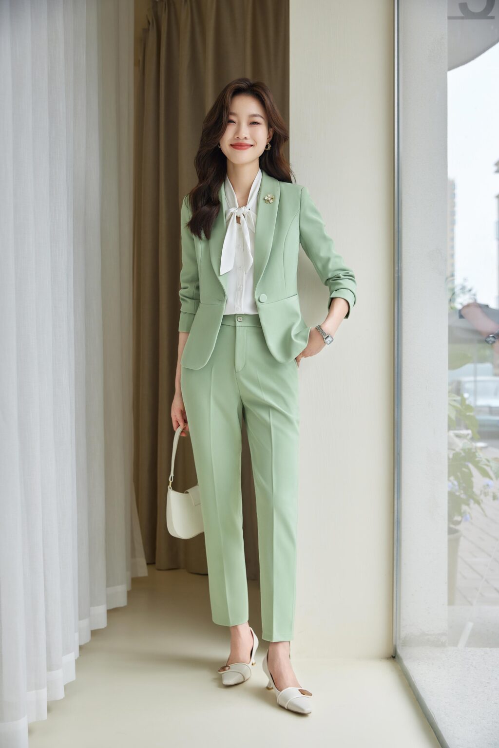 PN3761-1 ชุดสูททำงานผู้หญิงสีเขียวปกกล้วยแขนยาวมาพร้อมกางเกงขายาว