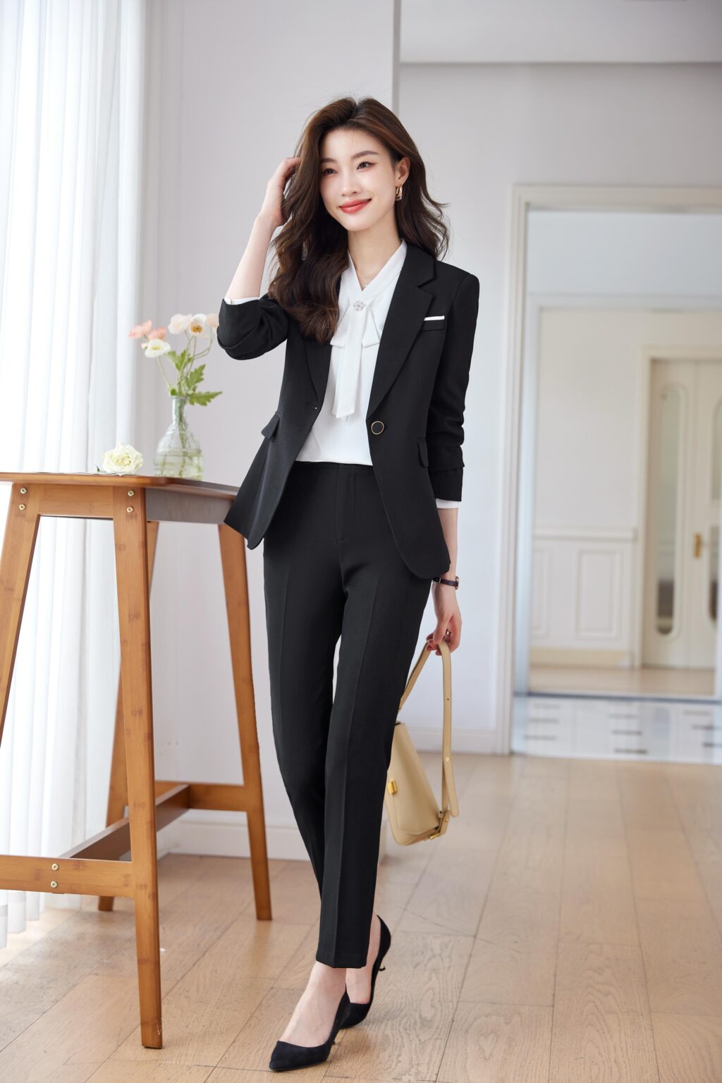 PN3776-3 ชุดสูททำงานผู้หญิงสีดำแต่งปกป้านแขนยาวมาพร้อมกางเกง