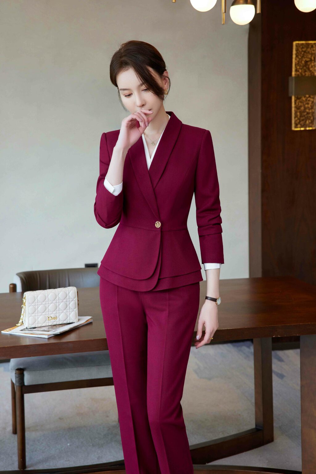 PN3818-5 ชุดสูททำงานผู้หญิงสีน้ำเงินแต่งปกกล้วยแขนยาวมาพร้อมกางเกง