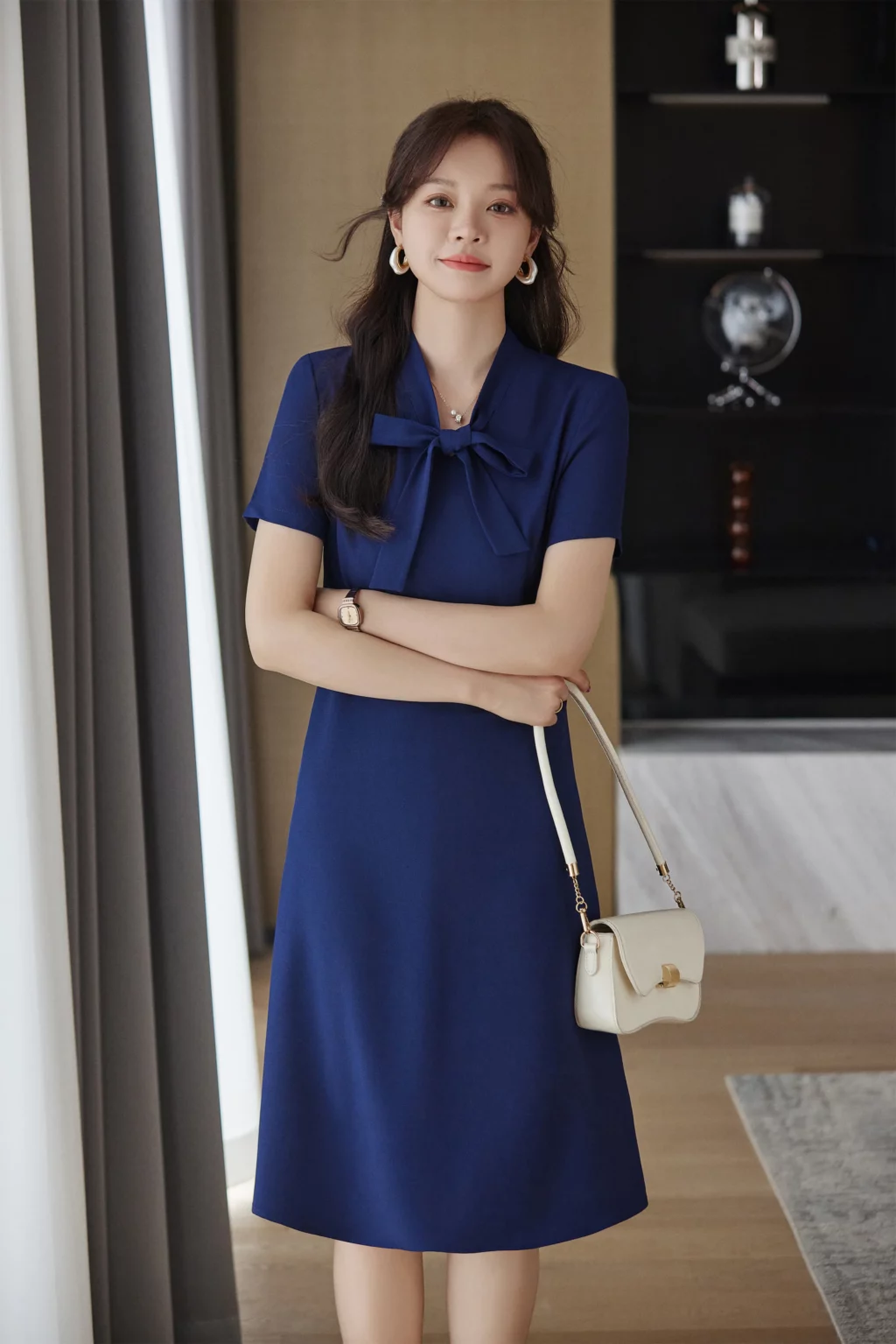 PN3838-5 เดรสทำงานผู้หญิงสีน้ำเงินคอวีแต่งโบว์แขนสั้น