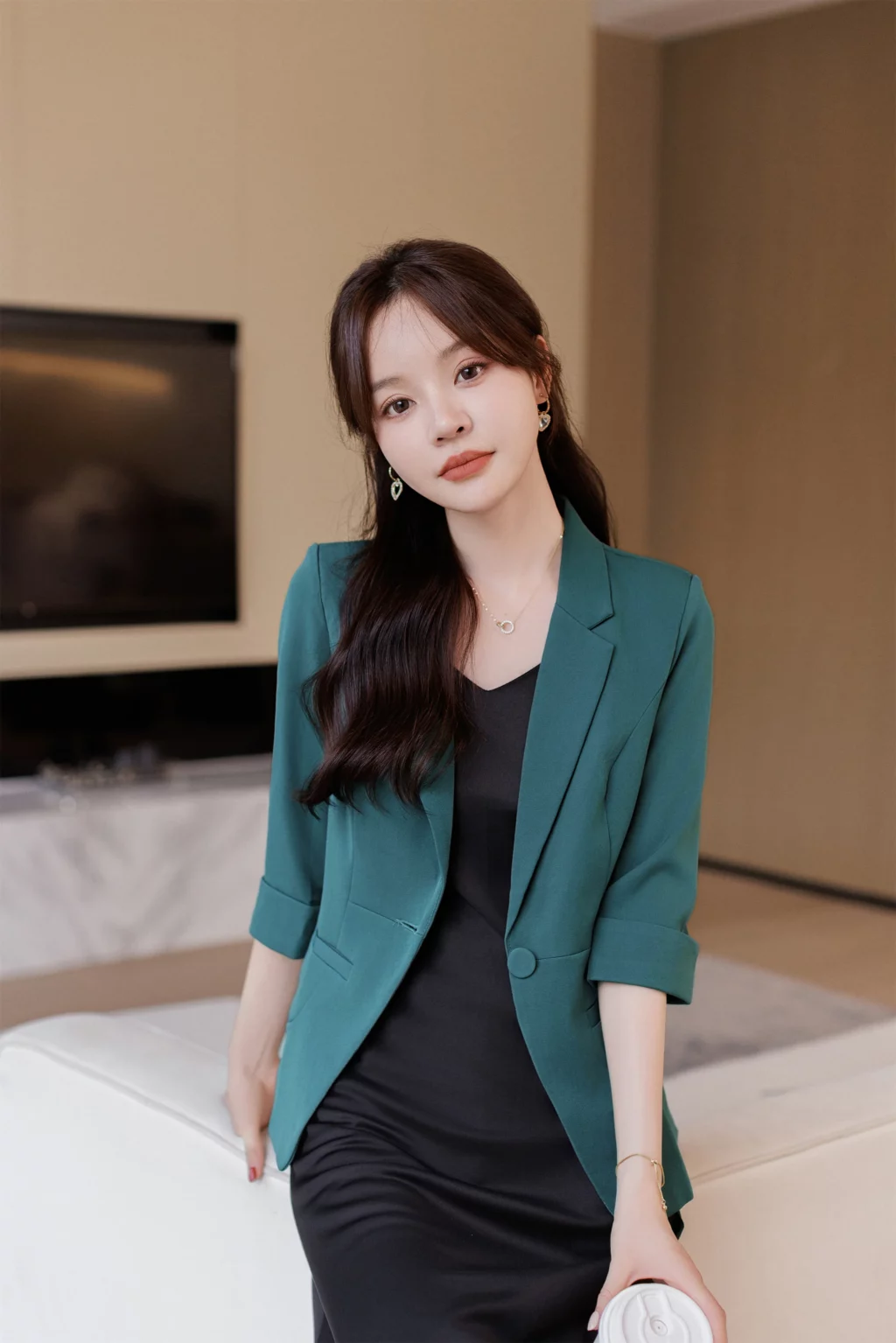 PN3861-10 เสื้อสูทเบลเซอร์ทำงานผู้หญิงสีเขียวปกป้านแขนห้าส่วน