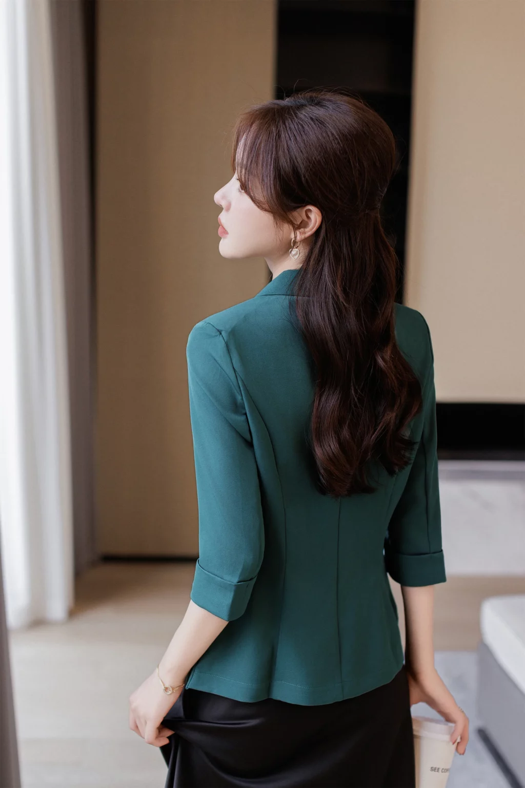 PN3861-9 เสื้อสูทเบลเซอร์ทำงานผู้หญิงสีเขียวปกป้านแขนห้าส่วน