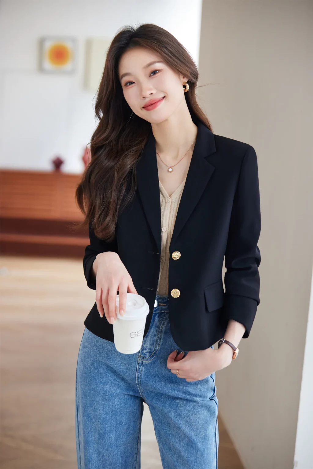PN3875-2 เสื้อเบลเซอร์ผู้หญิงสีดำปกป้านแต่งกระดุมแขนยาว