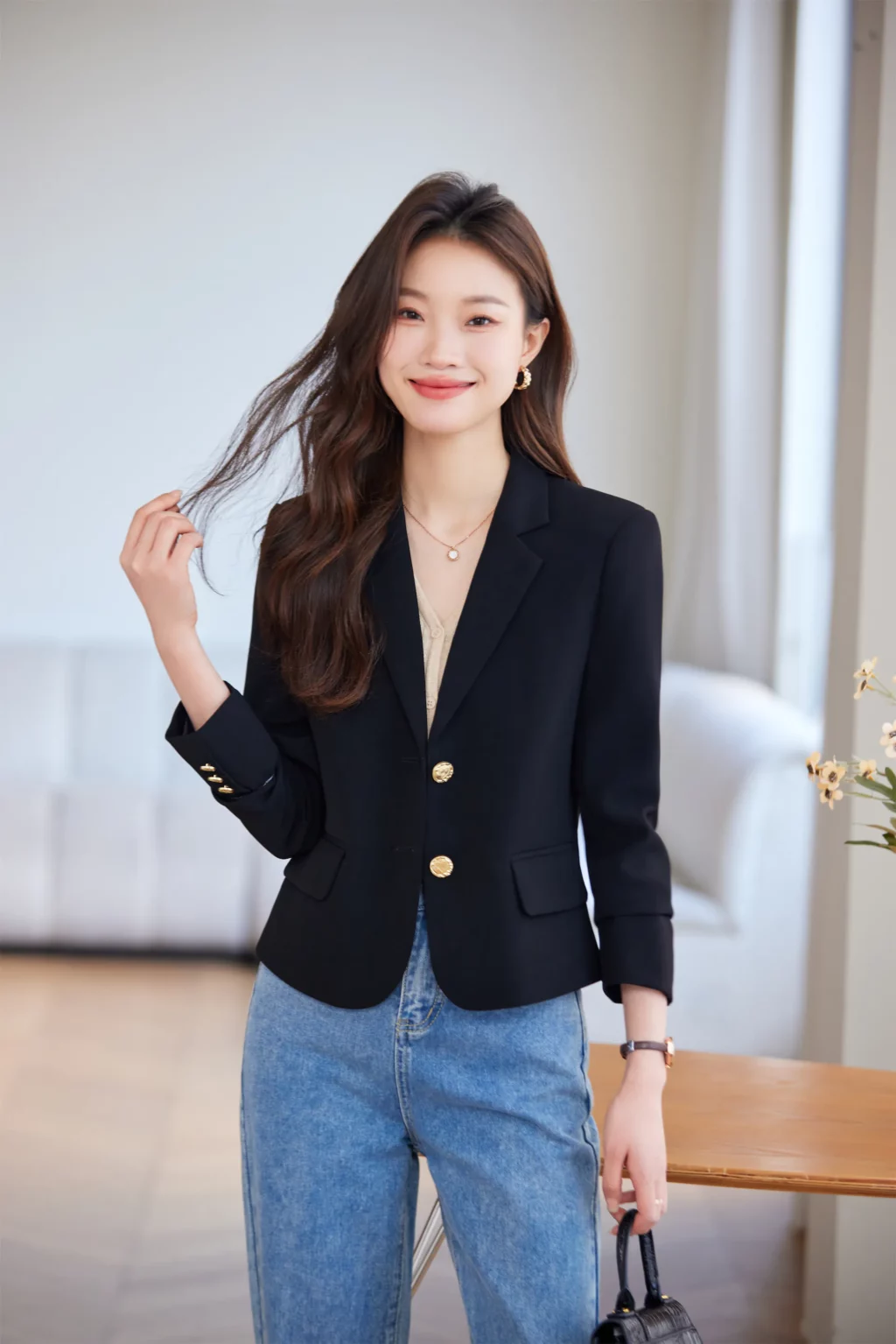 PN3875-6 เสื้อเบลเซอร์ผู้หญิงสีดำปกป้านแต่งกระดุมแขนยาว