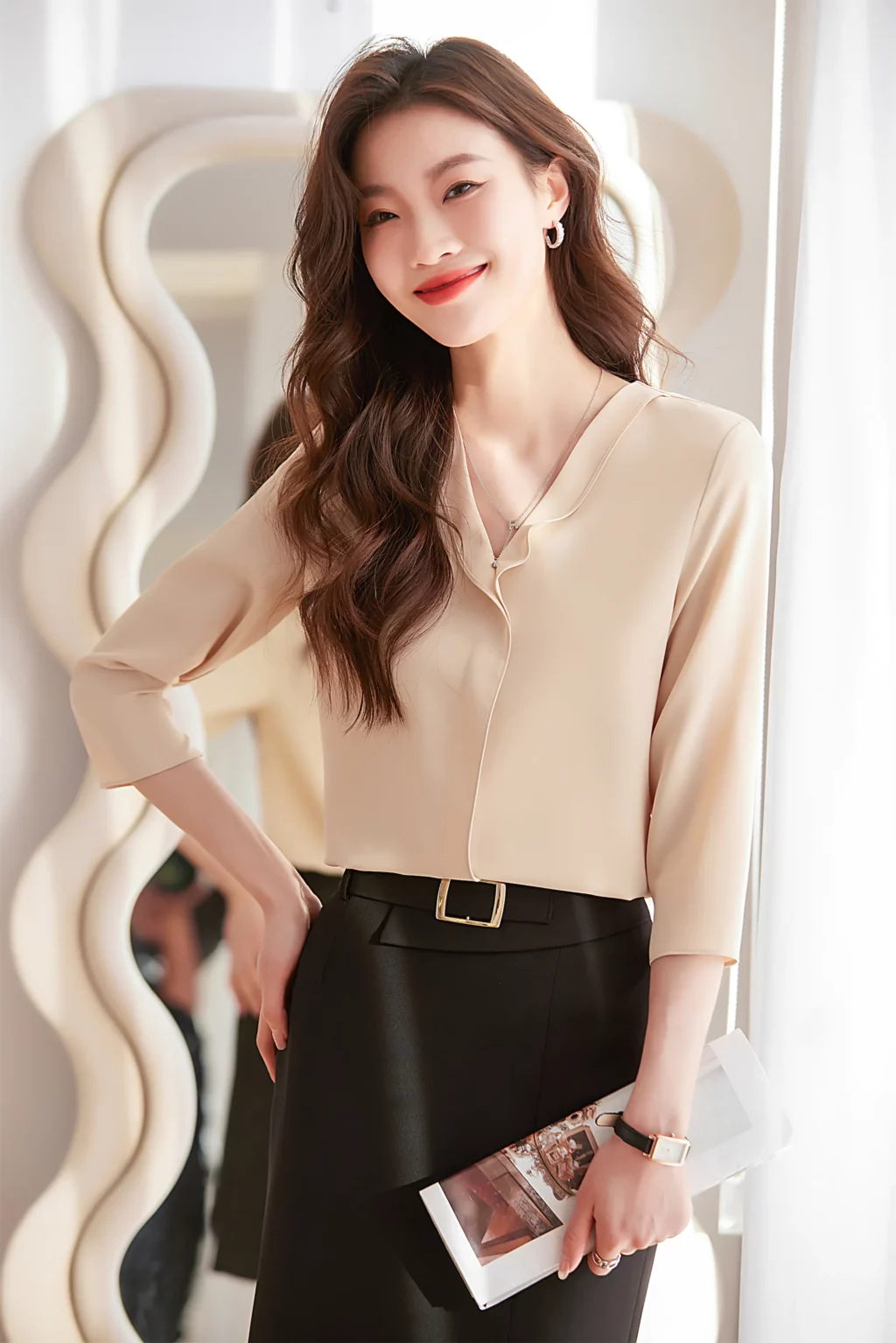 PN3882-7 เสื้อเชิ้ตทำงานสีครีมแต่งคอวีแขนห้าส่วน