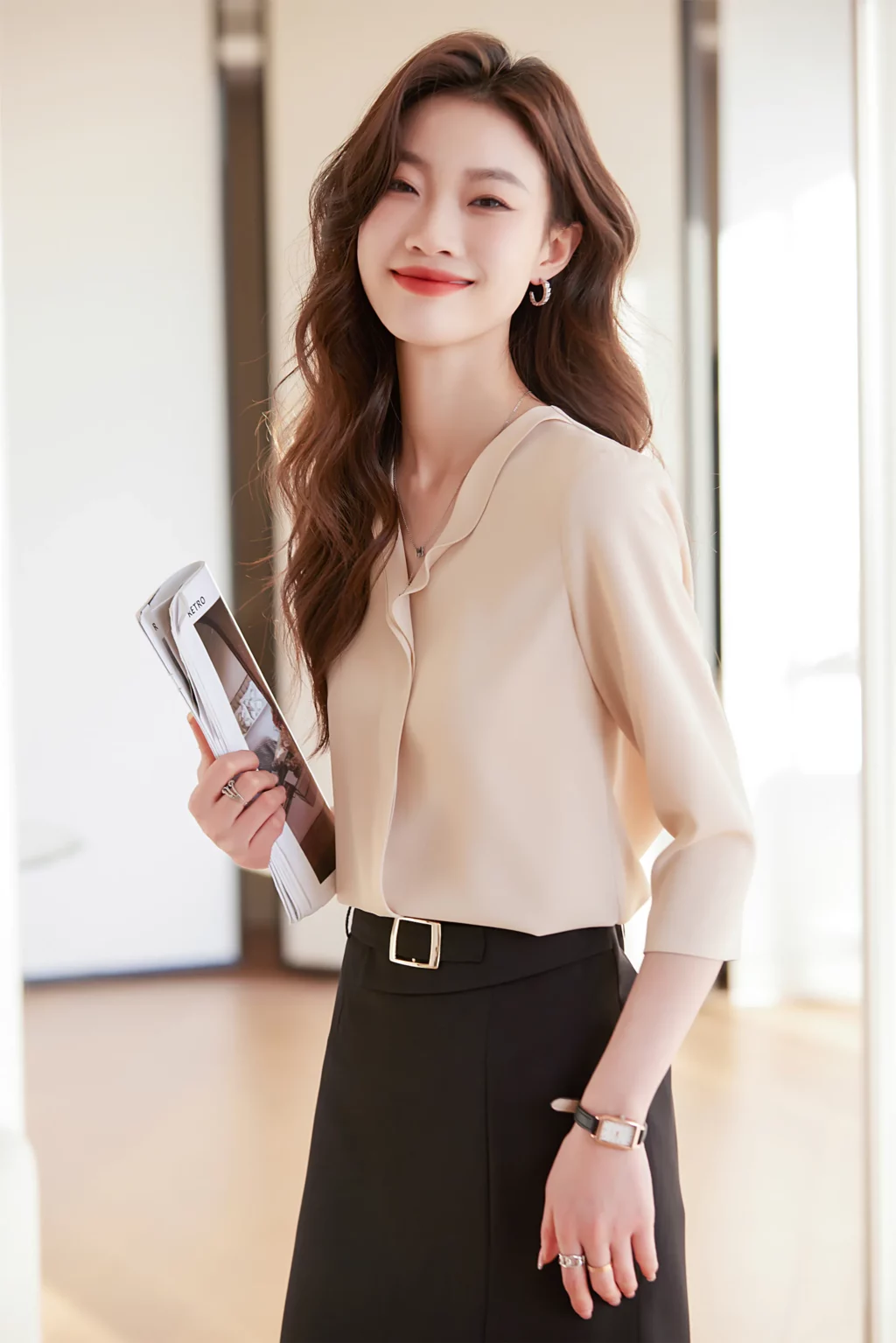 PN3882-8 เสื้อเชิ้ตทำงานสีครีมแต่งคอวีแขนห้าส่วน