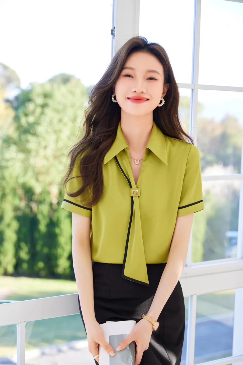 PN3912-6 เสื้อเชิ้ตทำงานผู้หญิงสีเขียวคอปกแต่งเน็คไทแขนสั้น