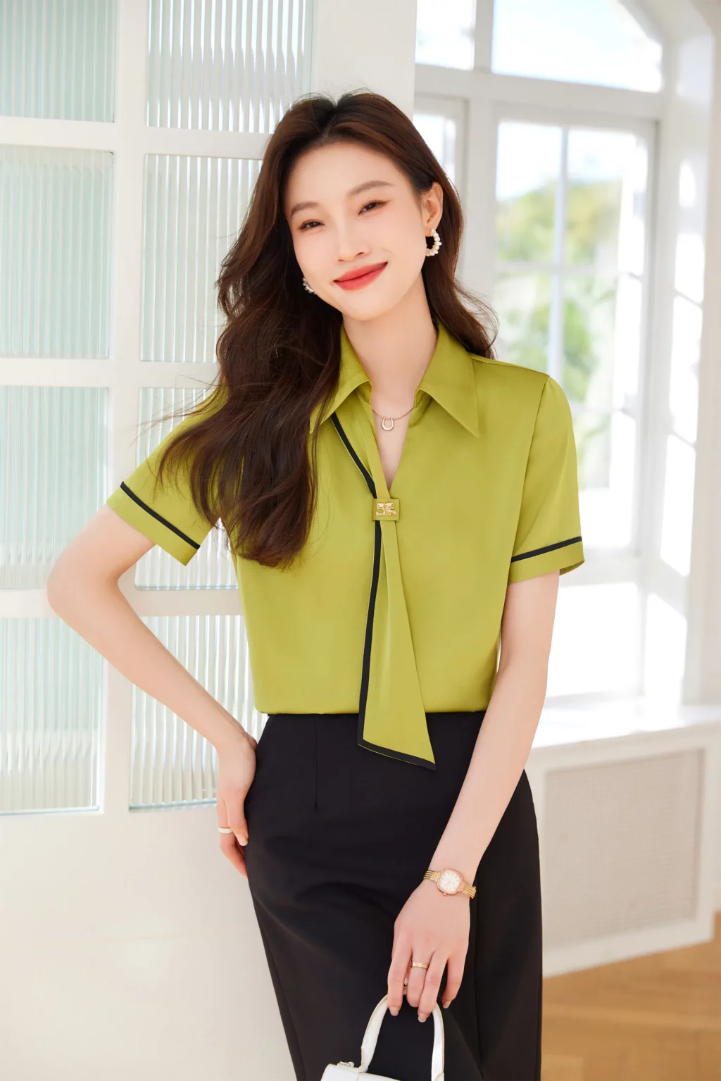PN3912-8 เสื้อเชิ้ตทำงานผู้หญิงสีเขียวคอปกแต่งเน็คไทแขนสั้น