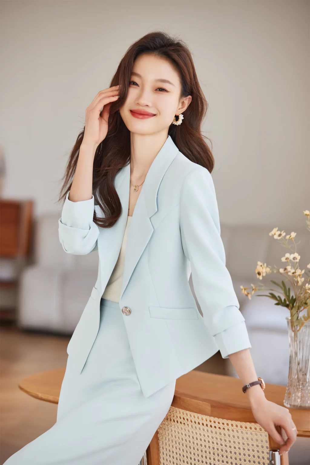PN3955-2 ชุดสูททำงานผู้หญิงสีฟ้าปกป้านแขนยาวมาพร้อมกระโปรงยาว