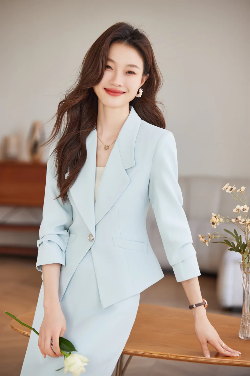 PN3955-3 ชุดสูททำงานผู้หญิงสีฟ้าปกป้านแขนยาวมาพร้อมกระโปรงยาว