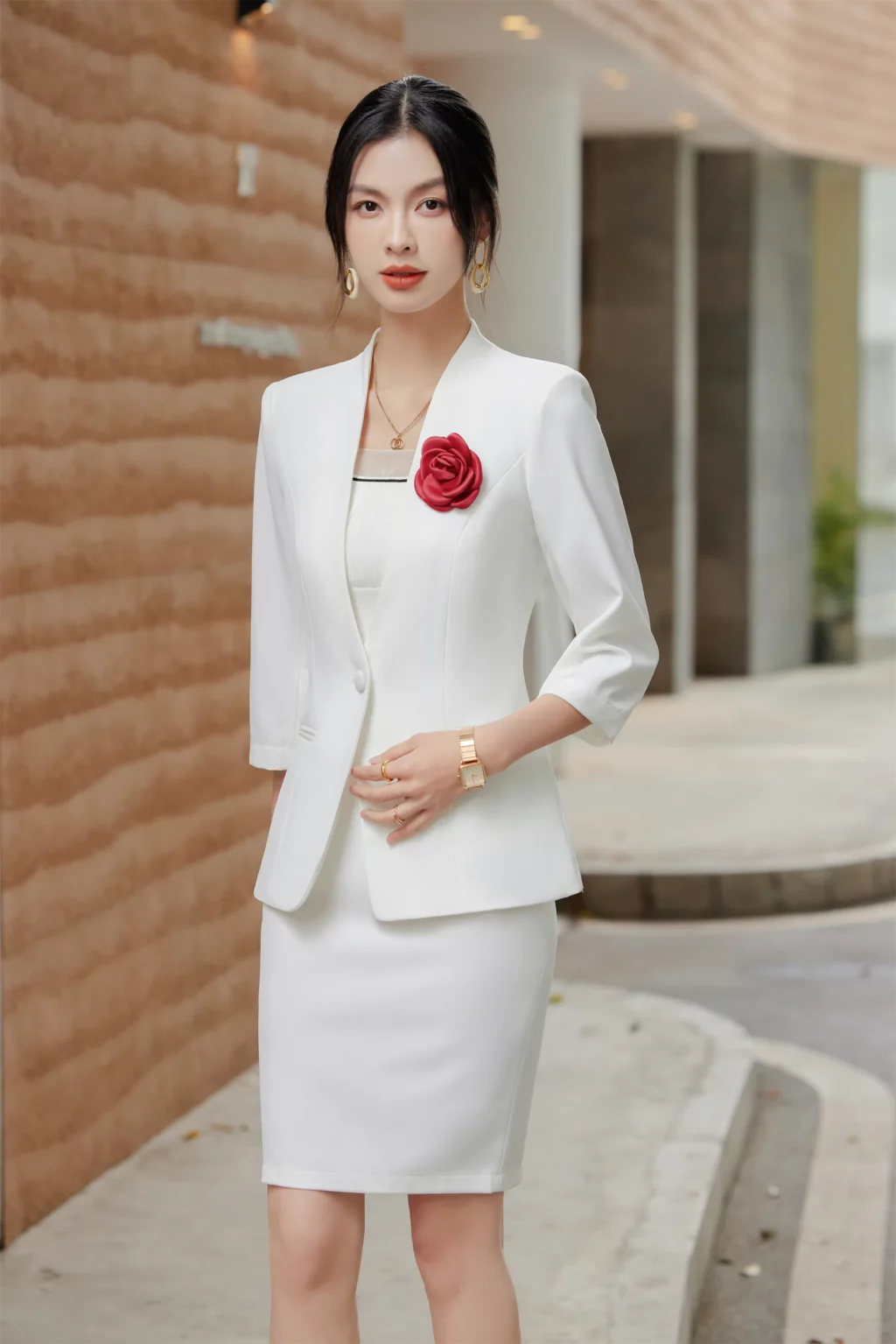 PN3971-9 ชุดสูททำงานผู้หญิงสีขาวไม่แต่งปกแขนห้าส่วนมาพร้อมกระโปรง