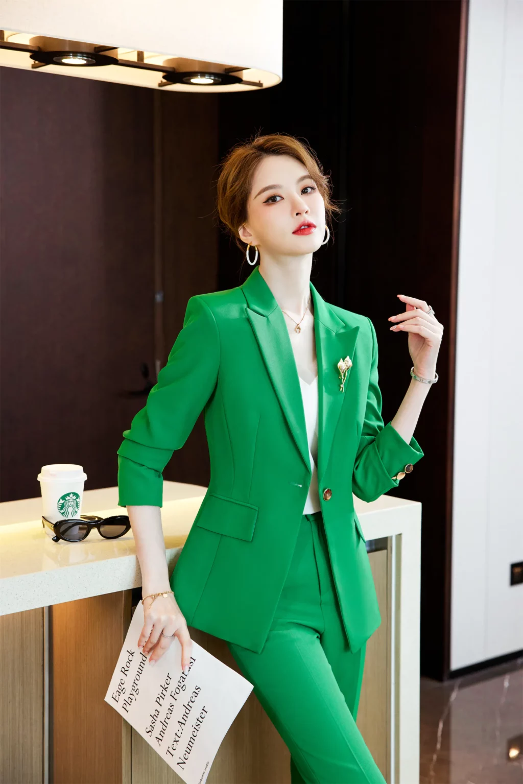 PN3984-5 ชุดสูททำงานผู้หญิงสีเขียวปกป้านแขนยาวมาพร้อมกางเกง