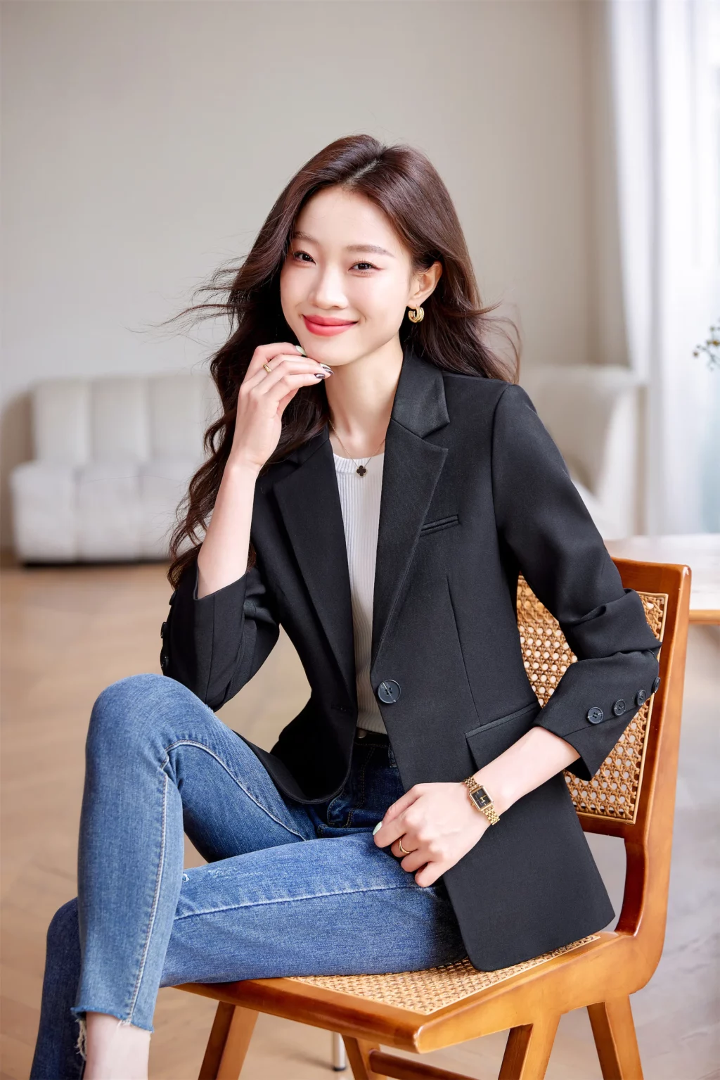 PN3993-7 เสื้อสูทเบลเซอร์ทำงานผู้หญิงสีดำปกป้านแต่งกระดุมปลายแขน