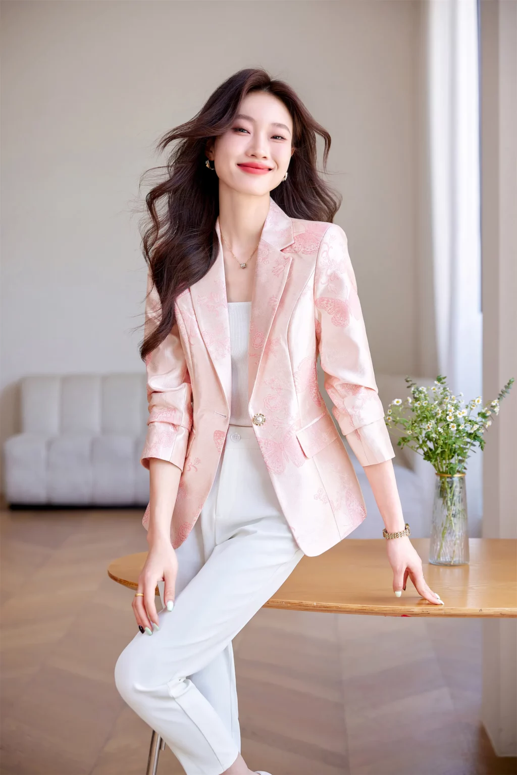 PN4000-2 เสื้อสูทเบลเซอร์ทำงานผู้หญิงสีชมพูปกป้านแต่งลายดอกไม้