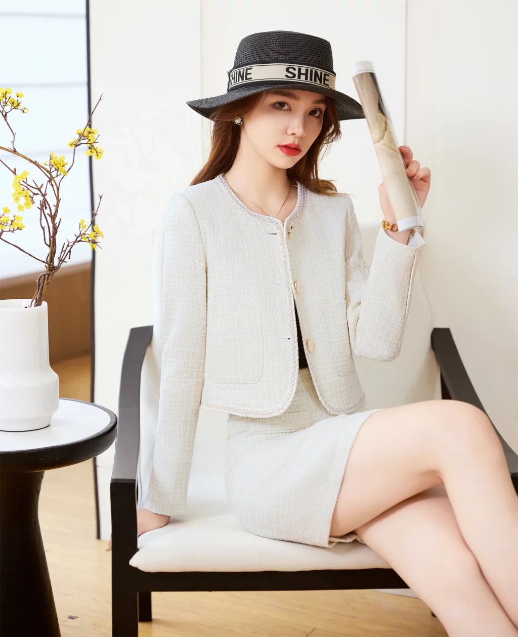 PN4009-5 ชุดสูททำงานผู้หญิงสีขาวครีมไม่แต่งปกแขนยาวมาพร้อมกระโปรง