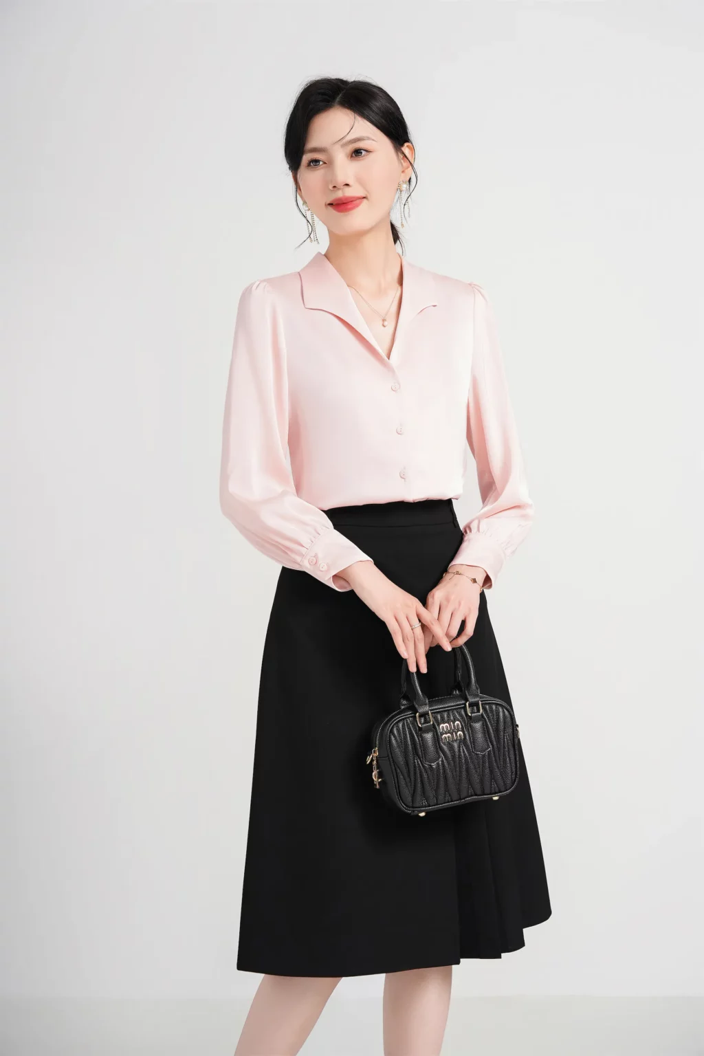 PN4014-3 เสื้อเชิ้ตทำงานผู้หญิงสีชมพูแต่งคอปกวีแขนยาว