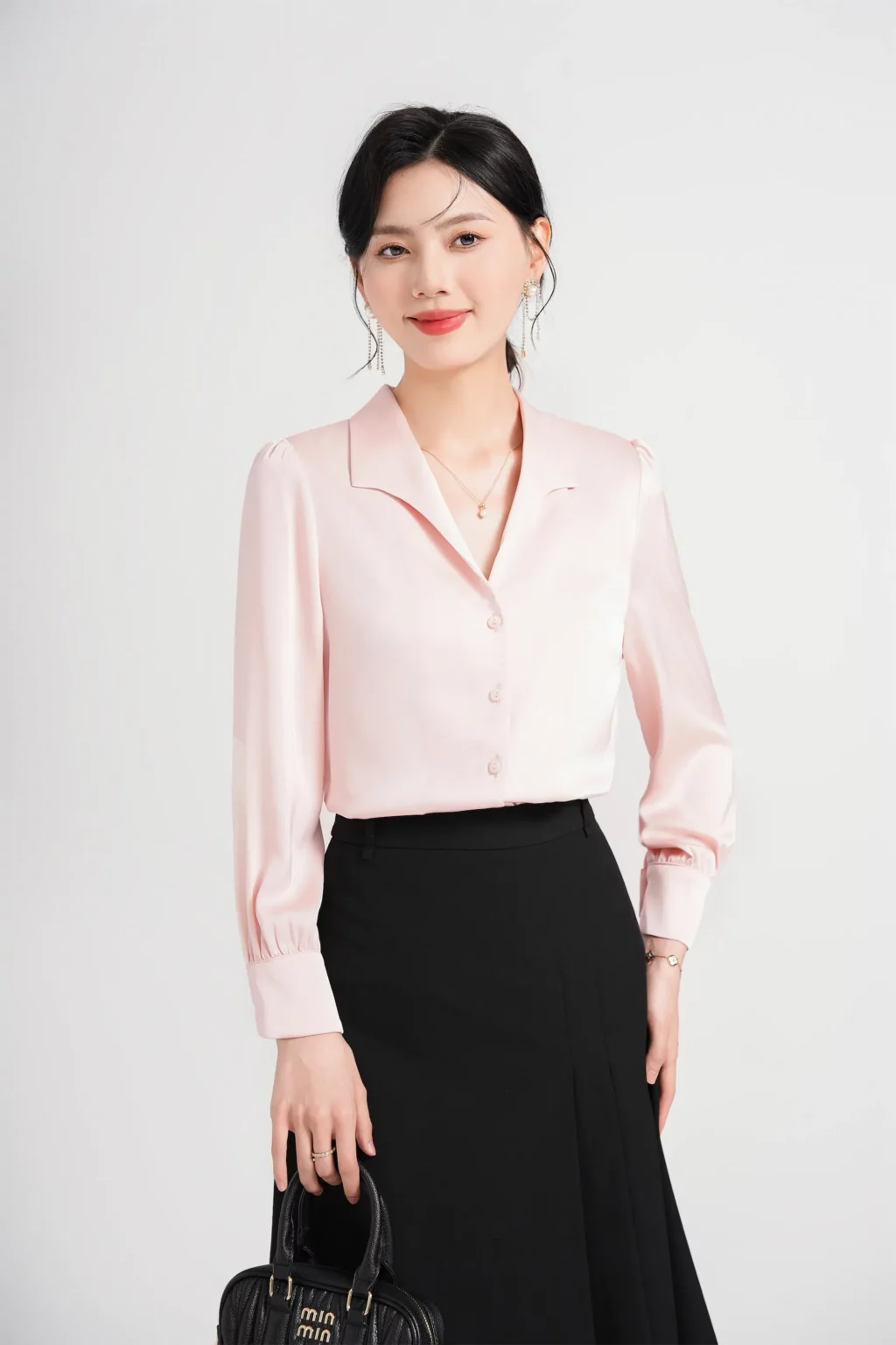 PN4014-4 เสื้อเชิ้ตทำงานผู้หญิงสีชมพูแต่งคอปกวีแขนยาว