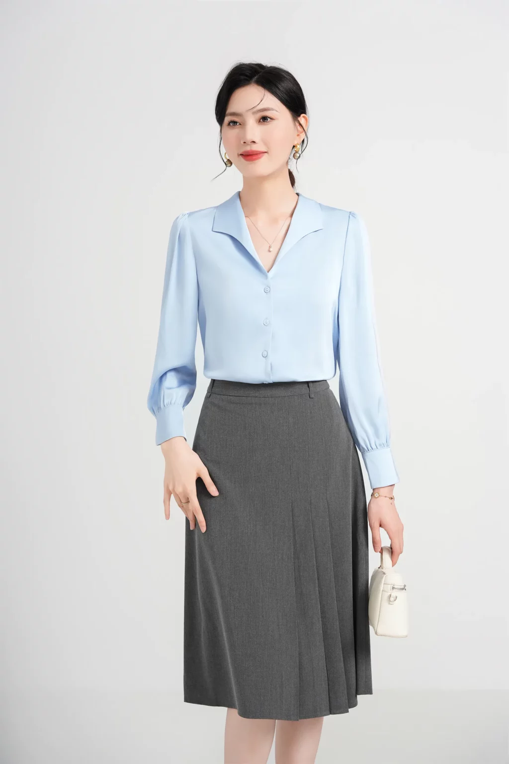 PN4015-3 เสื้อเชิ้ตทำงานผู้หญิงสีฟ้าแต่งคอปกวีแขนยาว