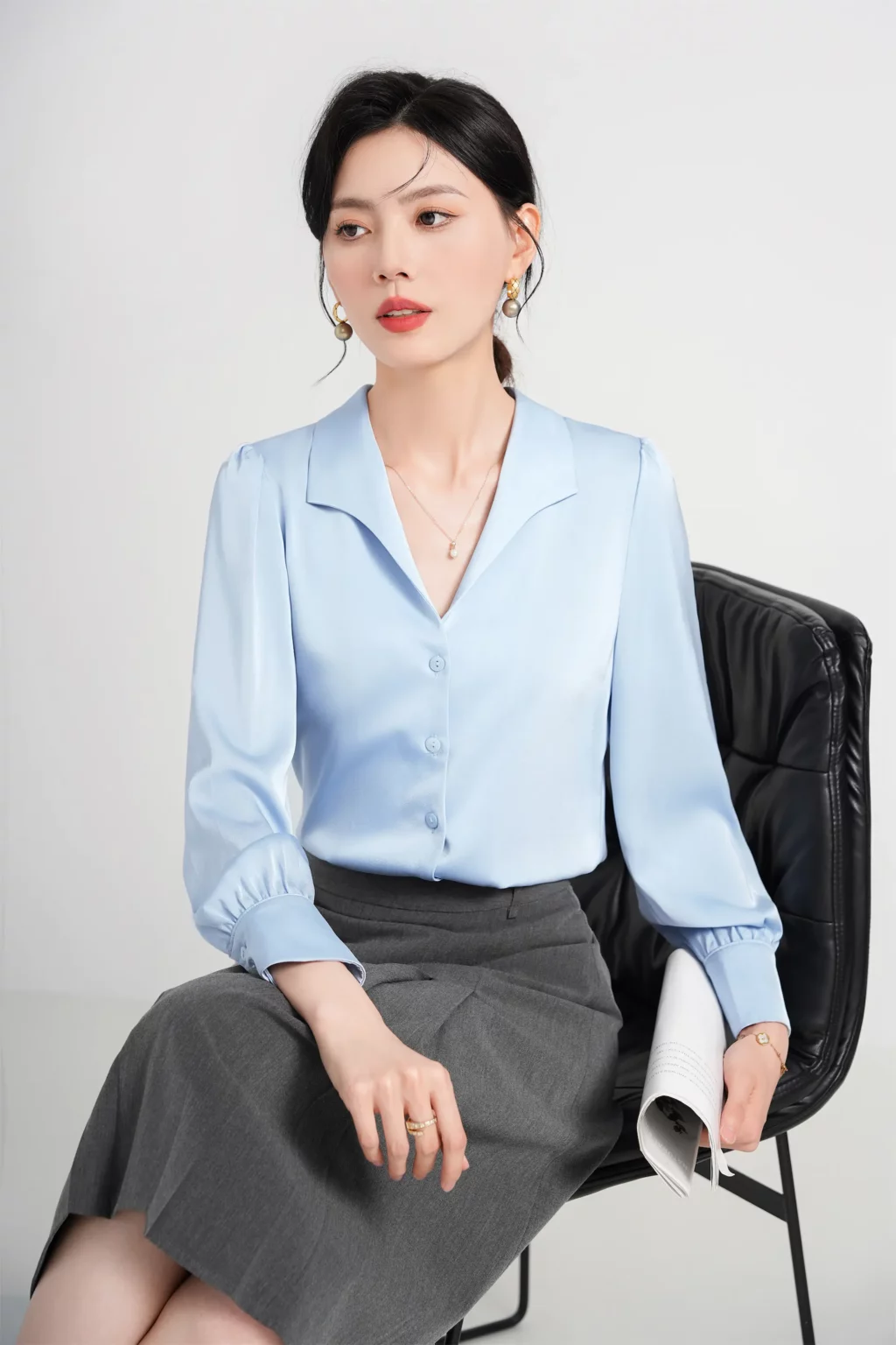 PN4015-8 เสื้อเชิ้ตทำงานผู้หญิงสีฟ้าแต่งคอปกวีแขนยาว