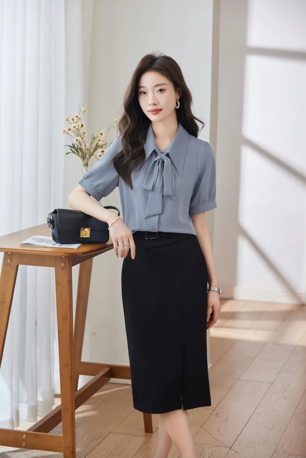 PN4017-4 เสื้อเชิ้ตทำงานผู้หญิงสีเทาอมฟ้าคอปกแต่งโบว์แขนสั้น